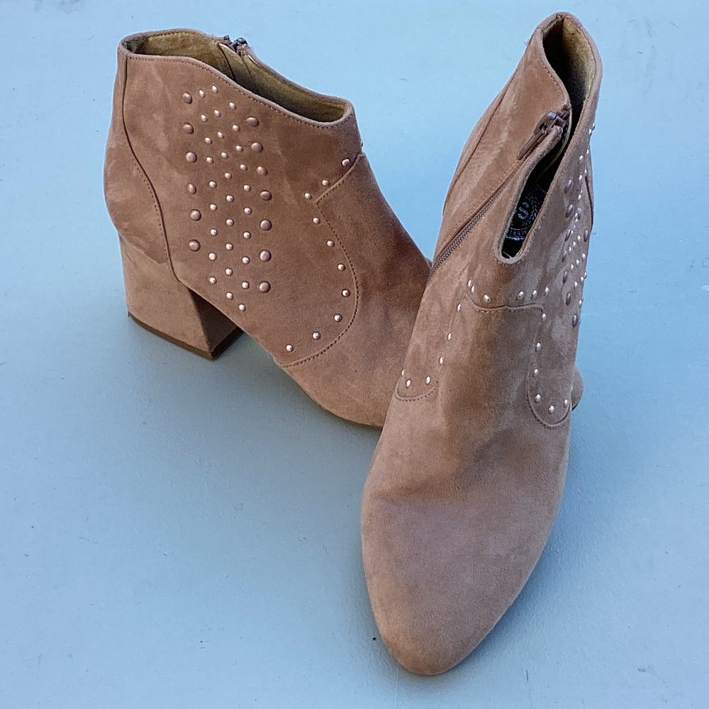 SO Women's Pinkish/Beige Studded Bootie Size 10